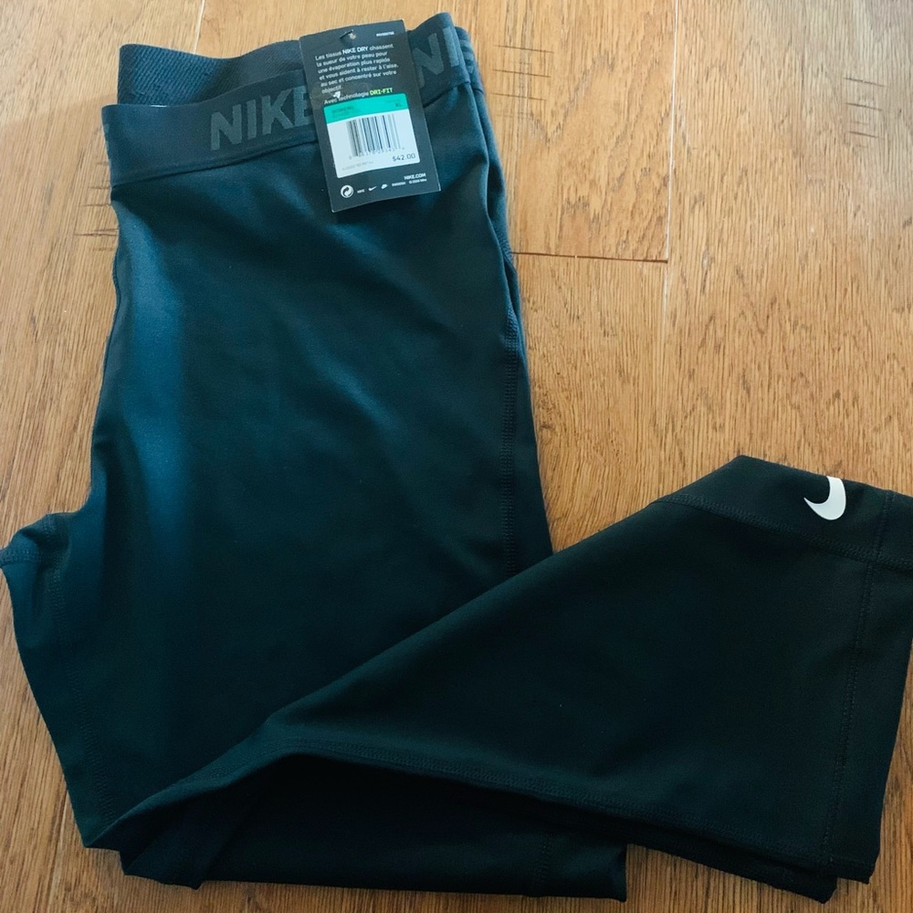 Nike workout Capri
